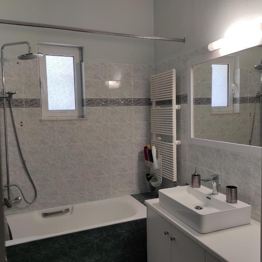 העיירה רתימנו Sea Breeze Villa מראה חיצוני תמונה
