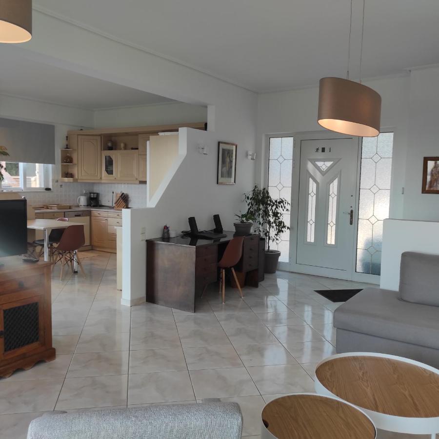 העיירה רתימנו Sea Breeze Villa מראה חיצוני תמונה