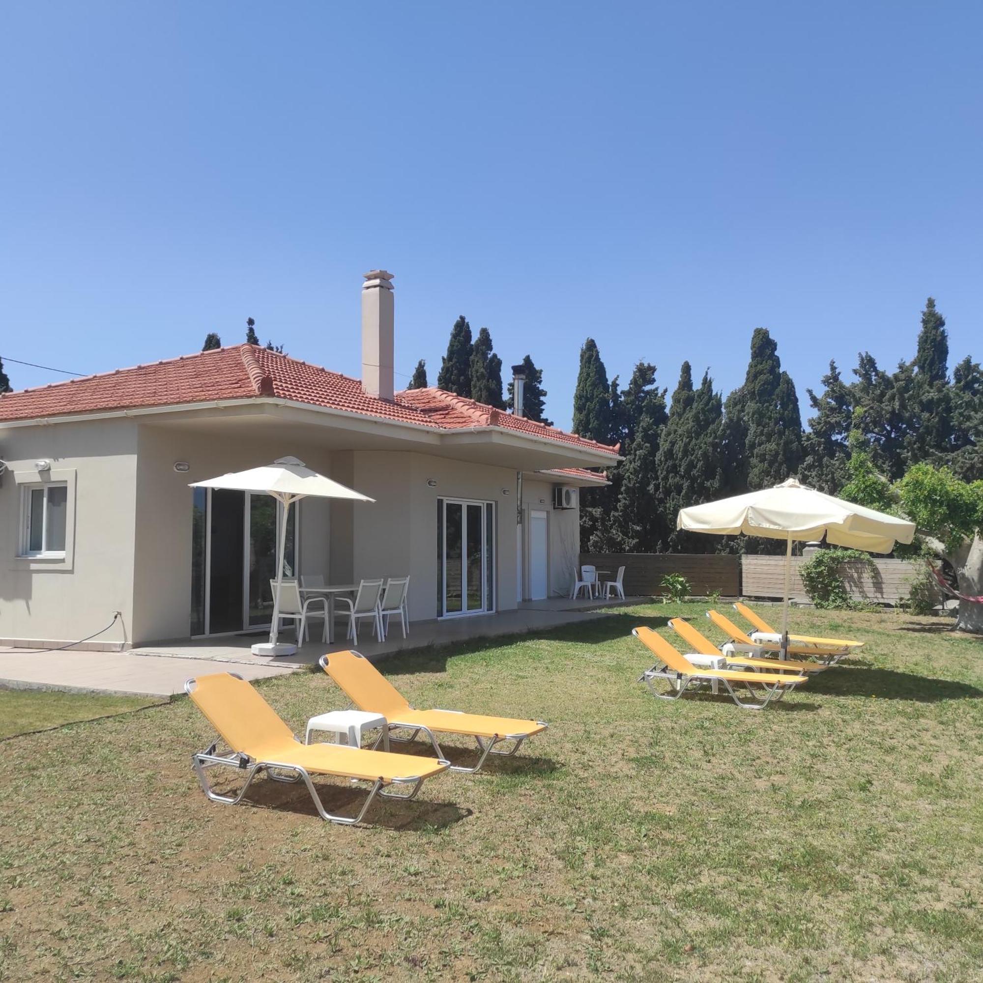 העיירה רתימנו Sea Breeze Villa מראה חיצוני תמונה