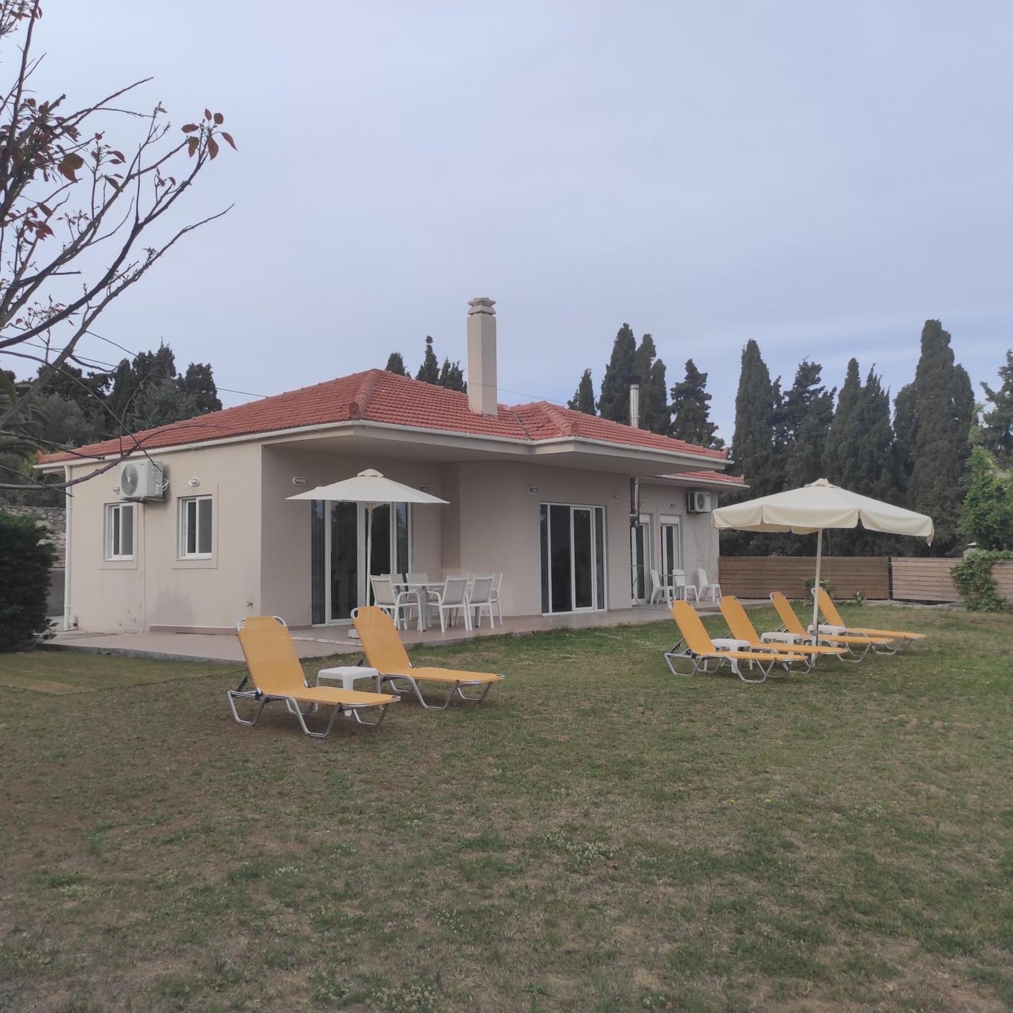 העיירה רתימנו Sea Breeze Villa מראה חיצוני תמונה