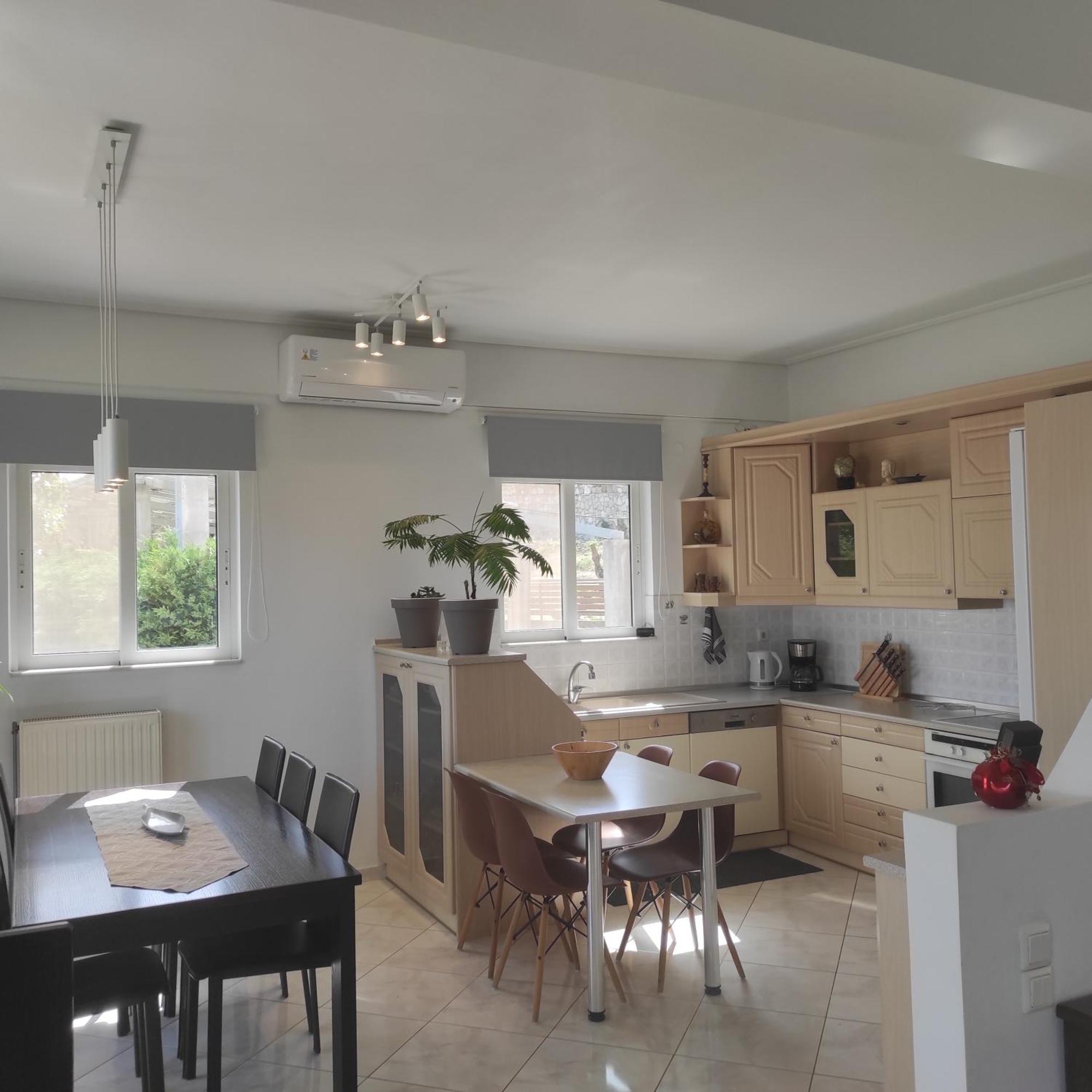 העיירה רתימנו Sea Breeze Villa מראה חיצוני תמונה